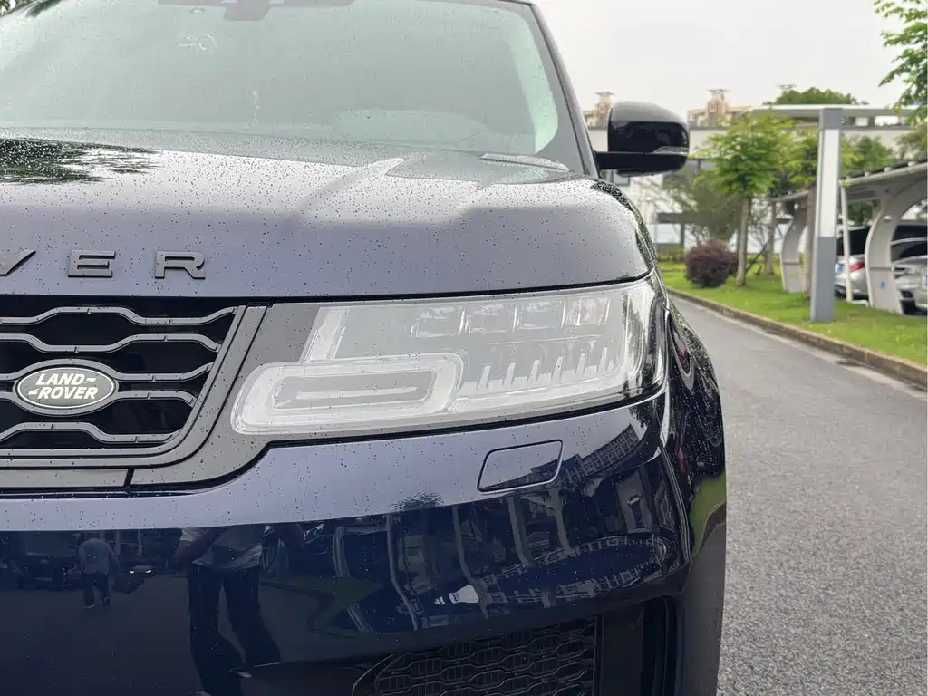 Land Rover Sport 2021
