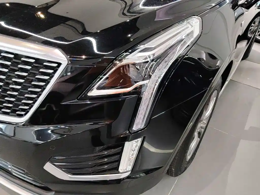 Cadillac XT5 2020 — фото 24