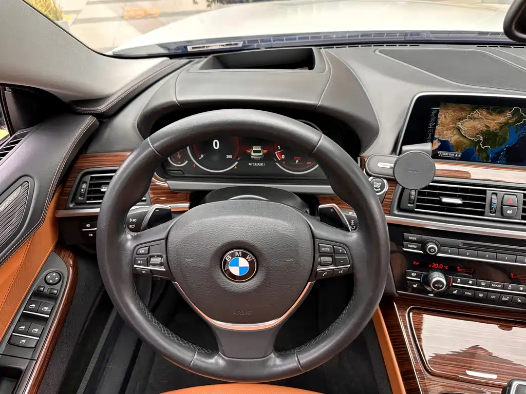 BMW 6 Series 2016 — фото 24