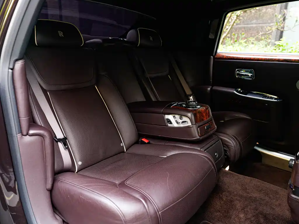 Rolls-Royce Ghost 2016