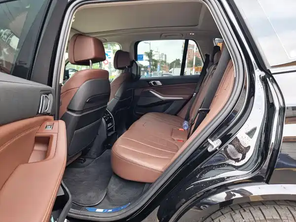 BMW X5 2021