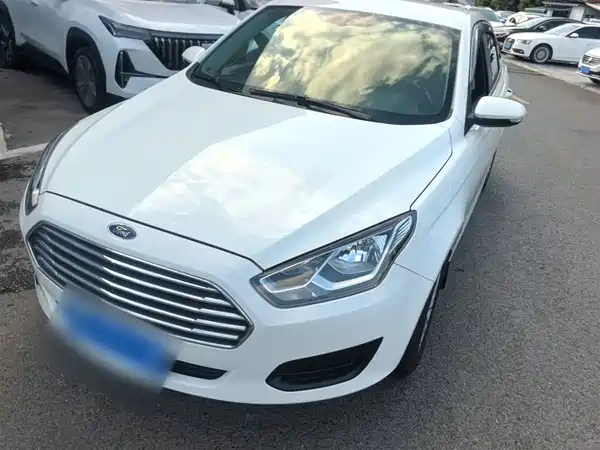 Ford Escort 2017