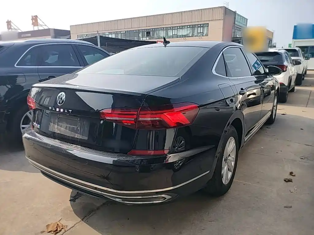 Volkswagen Passat 2021