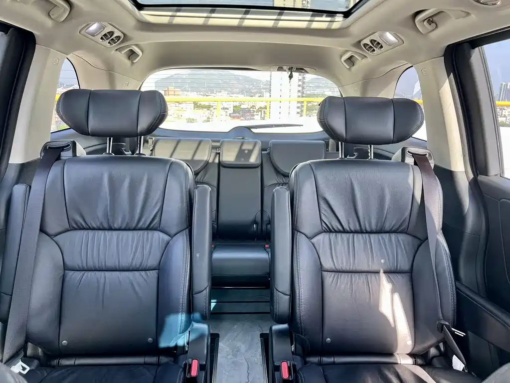 Honda Odyssey 2019 — фото 11