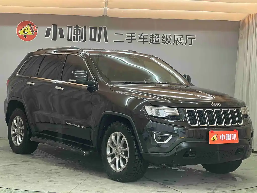 Jeep Grand Cherokee 2015 — фото 3