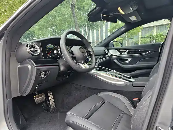 Mercedes-Benz AMG GT 2024