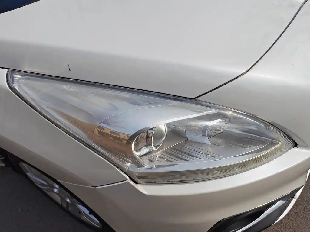 Peugeot 3008 2014 — фото 14