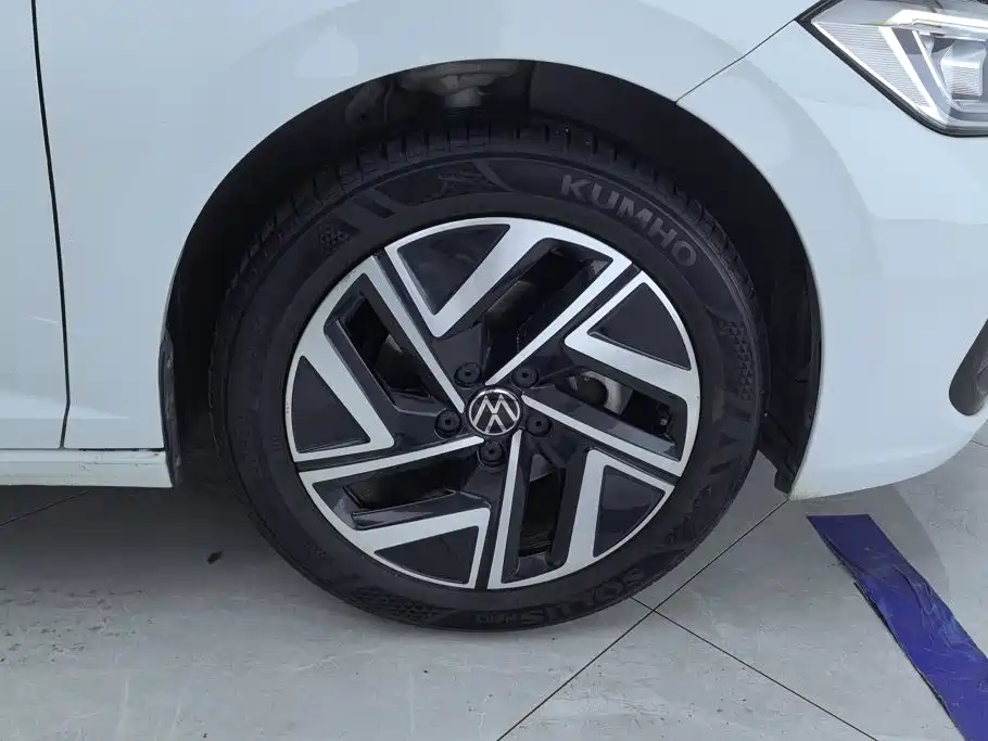 Volkswagen Sagitar 2022