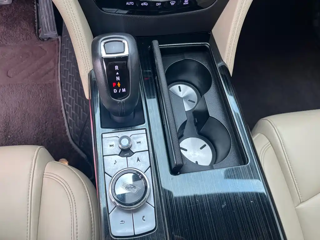 Cadillac CT6 2019 — фото 17