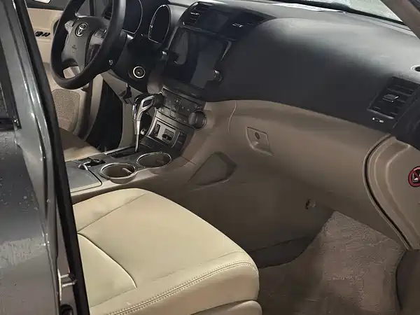 Toyota Highlander 2010
