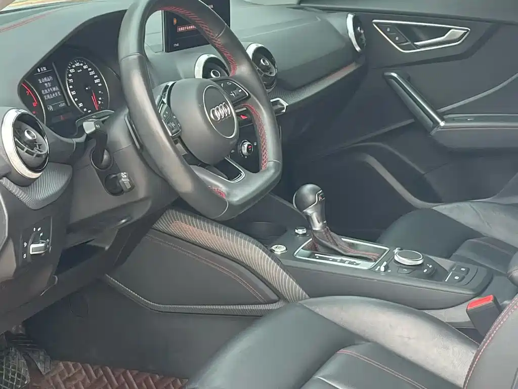 Audi Q2L 2022