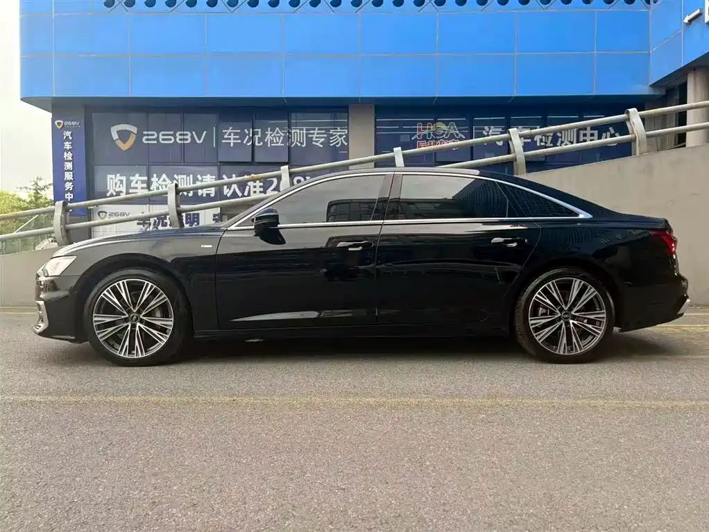 Audi A6L 2025