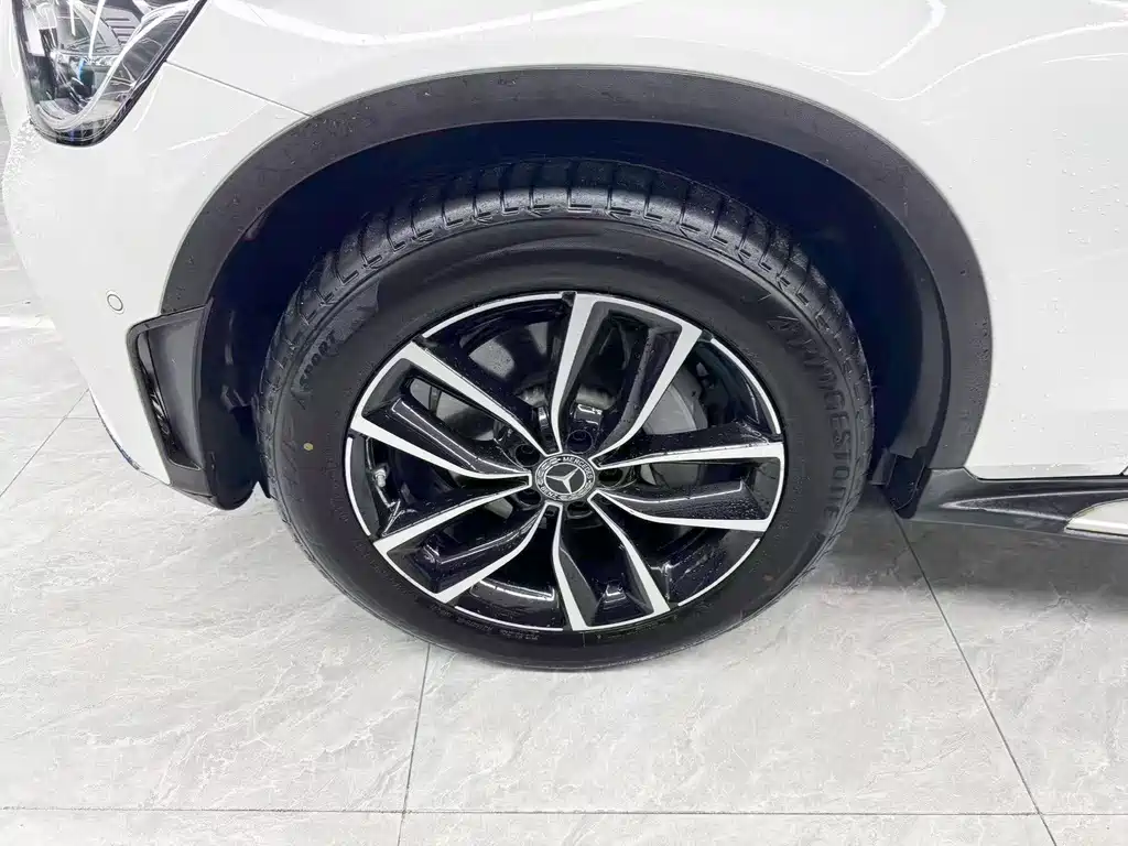 Mercedes-Benz GLC 2021 — фото 23