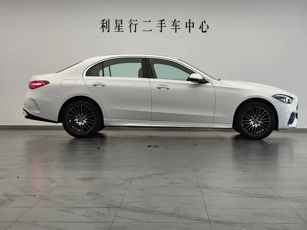 Mercedes-Benz C-Class 2026