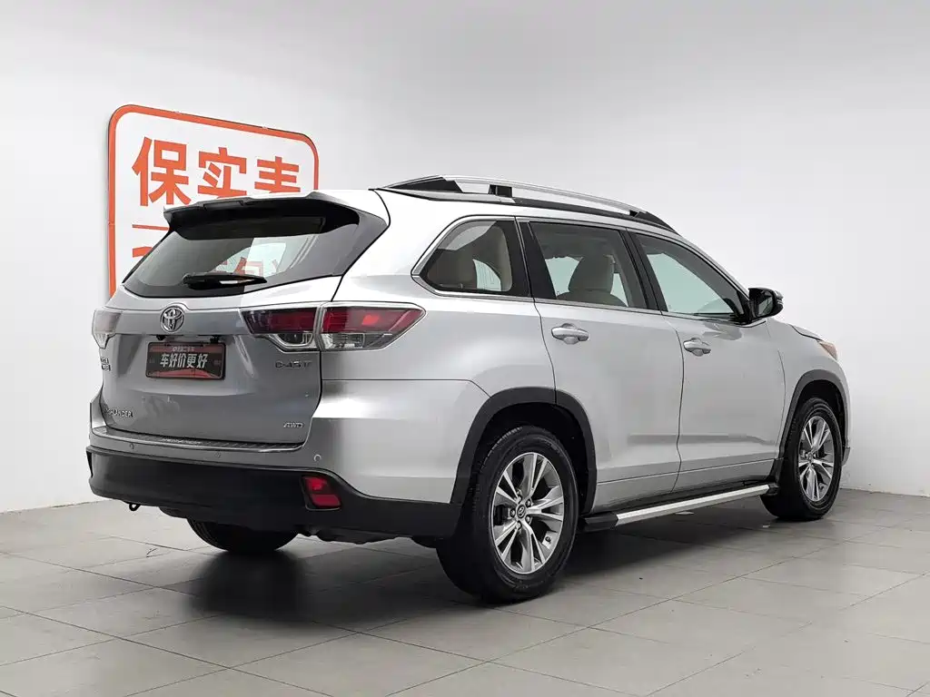 Toyota Highlander 2017 — фото 2