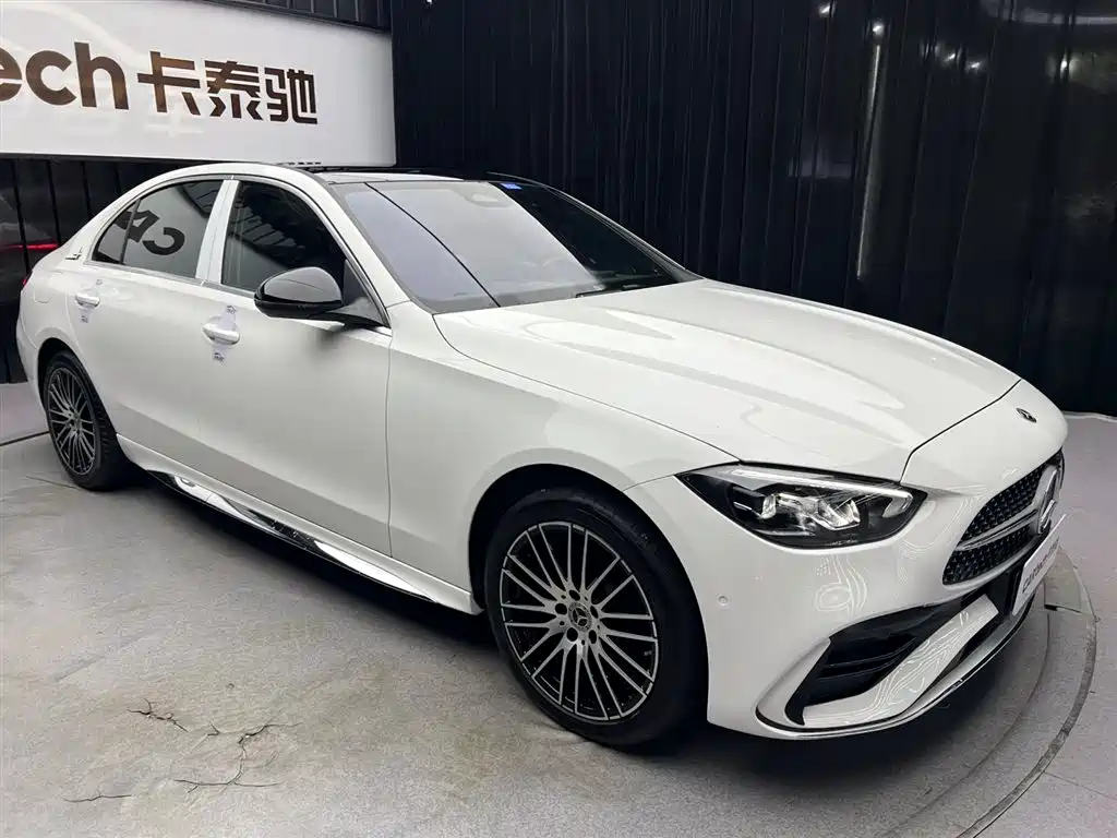 Mercedes-Benz C-Class 2023 — фото 11