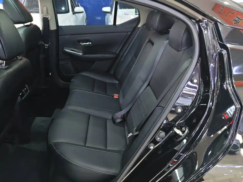 Nissan Sylphy 2021 — фото 17