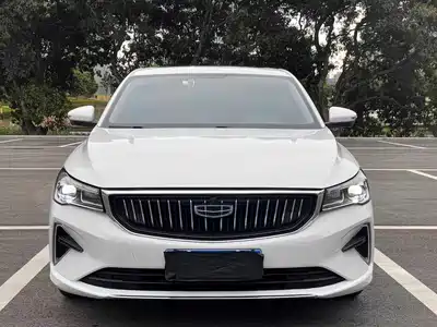 Geely Emgrand 2023