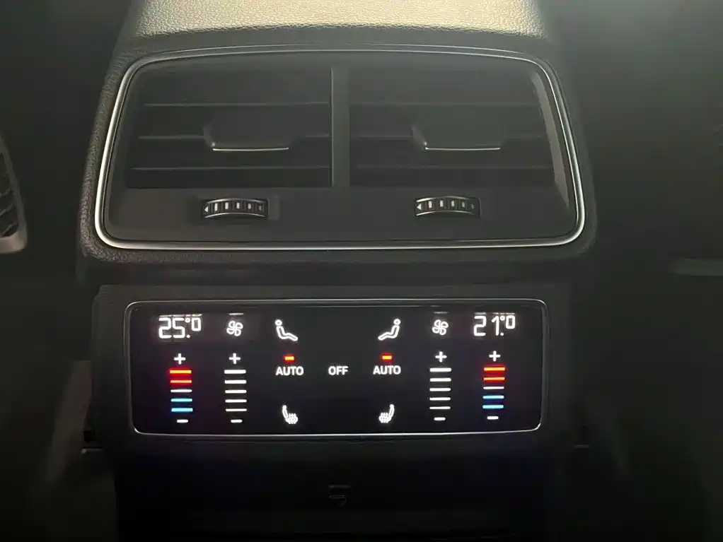 Audi A6L 2022 — фото 14