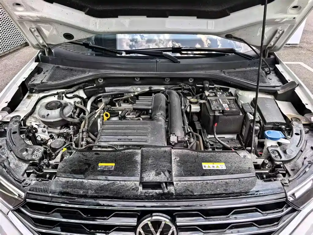 Volkswagen T-Roc 2022 — фото 9