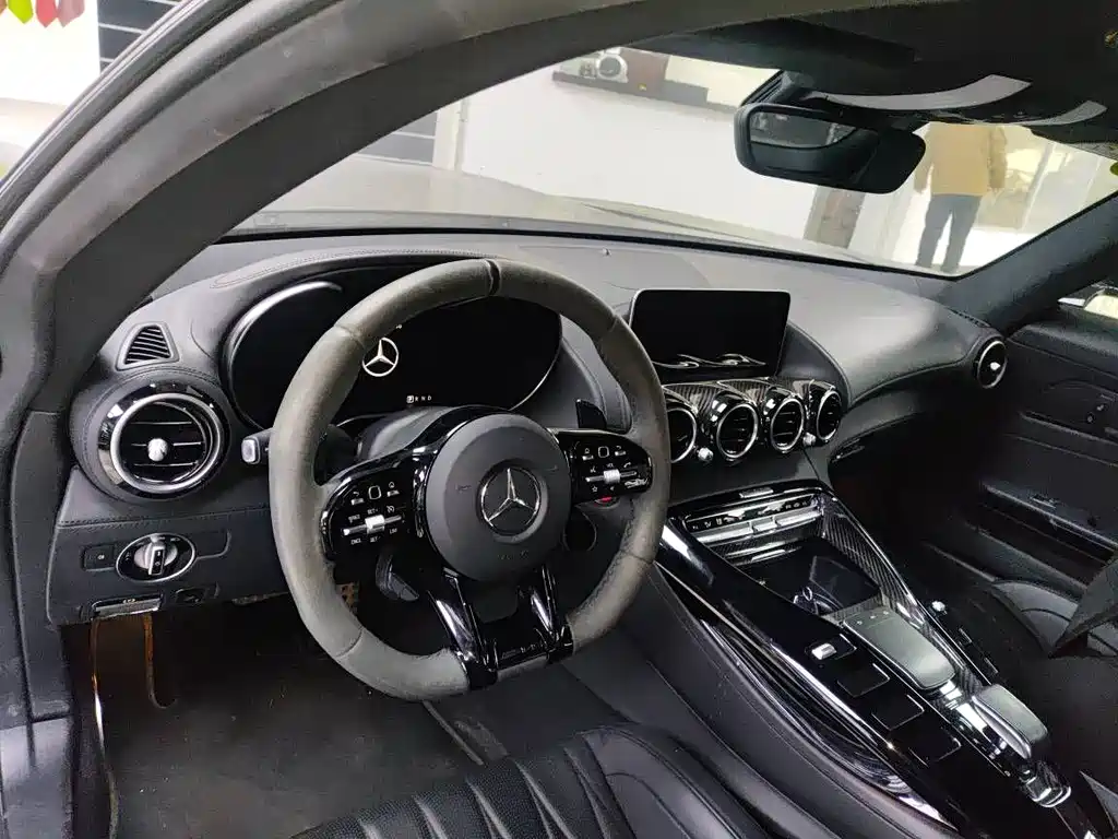 Mercedes-Benz AMG GT 2023 — фото 2