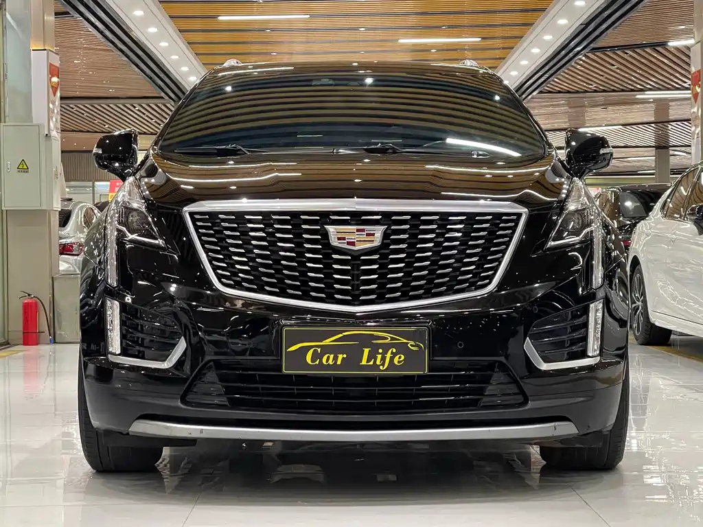 Cadillac XT5 2019 — фото 2
