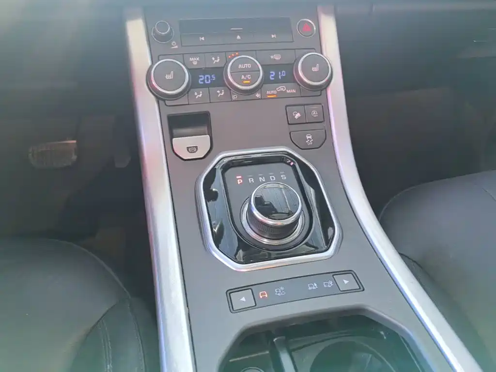 Land Rover Range Rover Evoque 2019 — фото 14