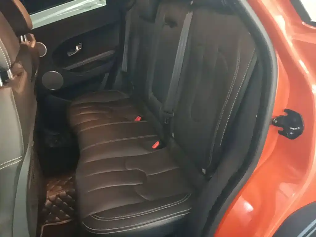 Land Rover Range Rover Evoque 2015 — фото 17