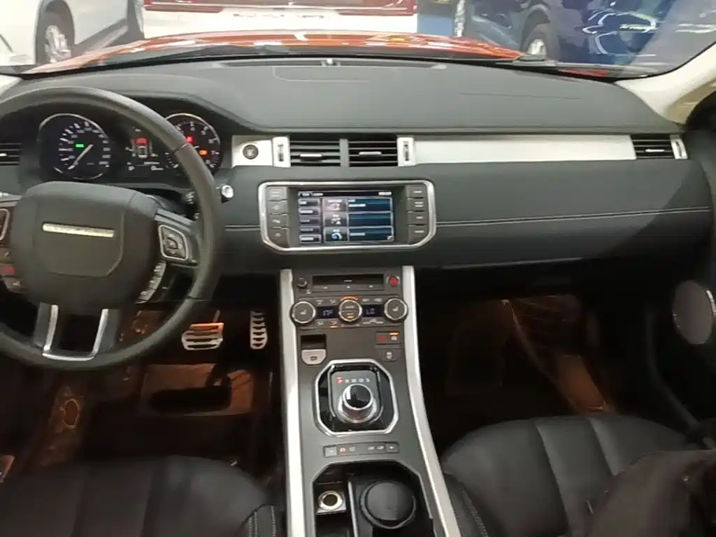 Land Rover Range Rover Evoque 2015 — фото 10