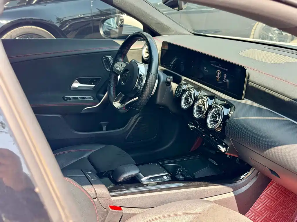 Mercedes-Benz CLA 2022 — фото 20
