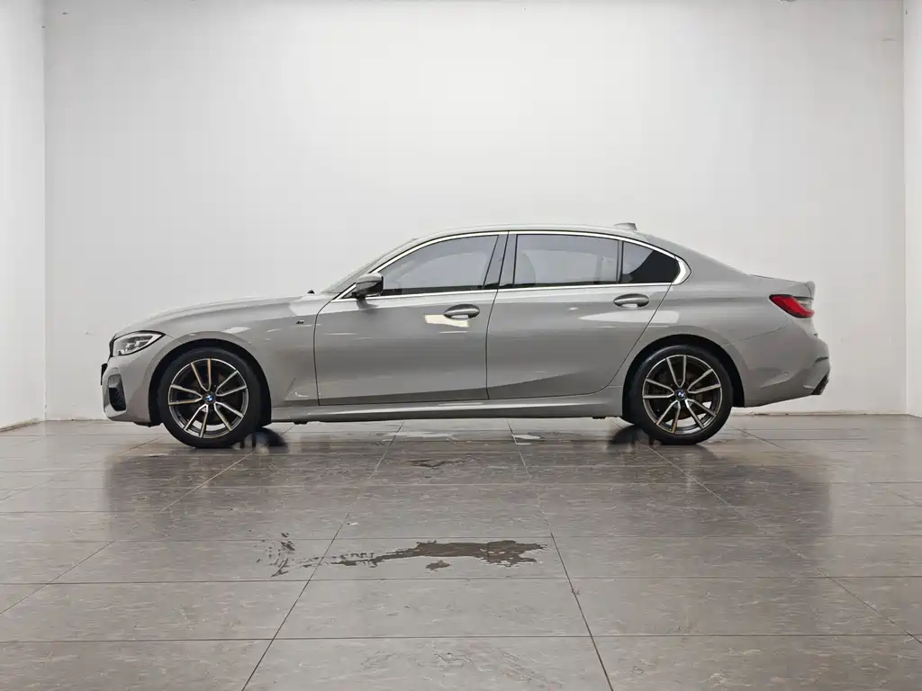 BMW 3 Series 2020 — фото 10