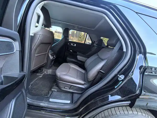 Ford Explorer 2024