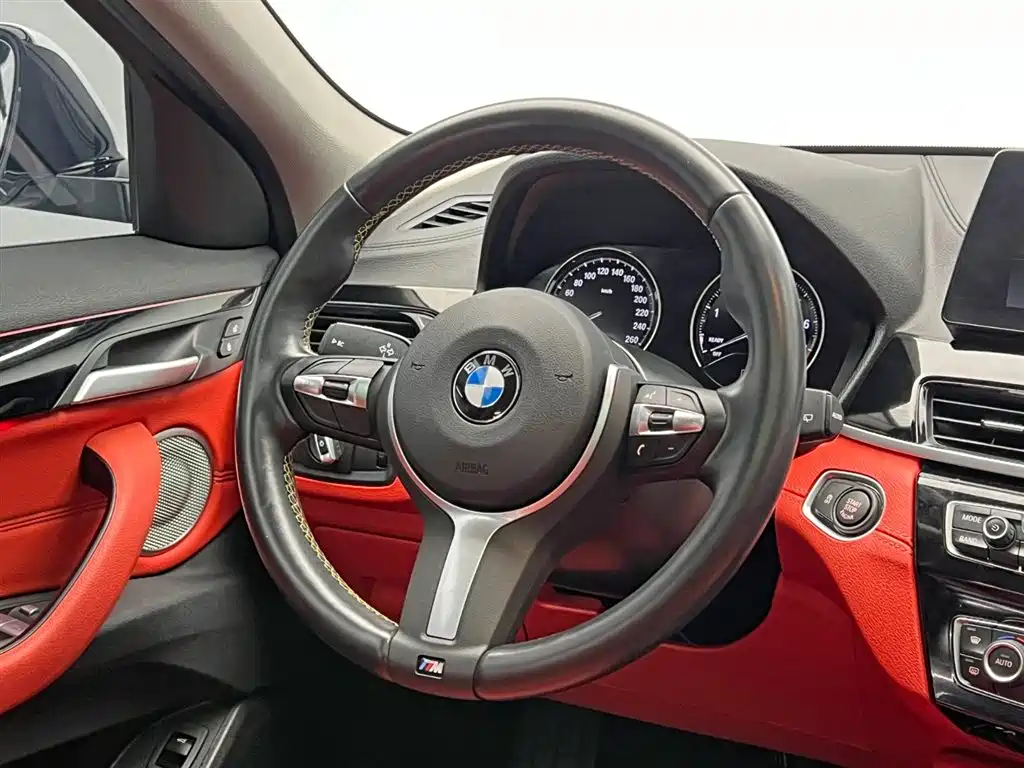 BMW X2 2023 — фото 22