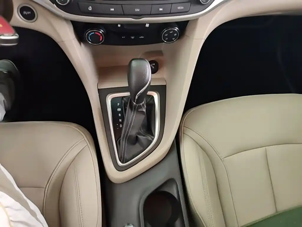 Buick Excelle 2020 — фото 14