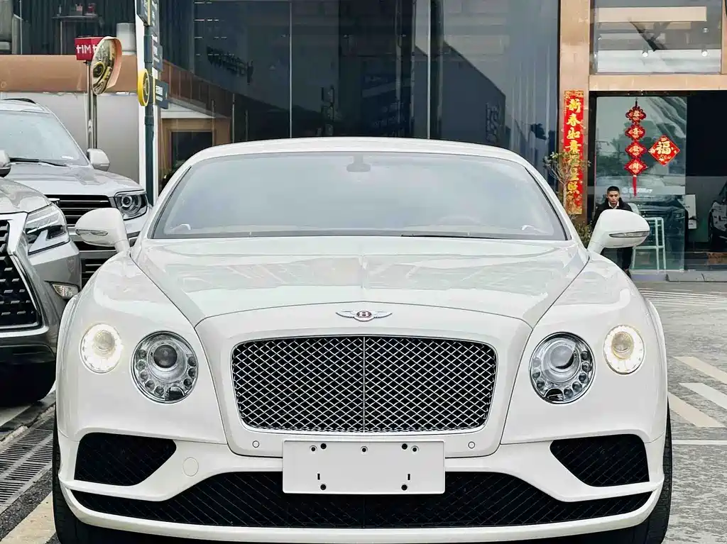 Bentley Continental 2018 — фото 5
