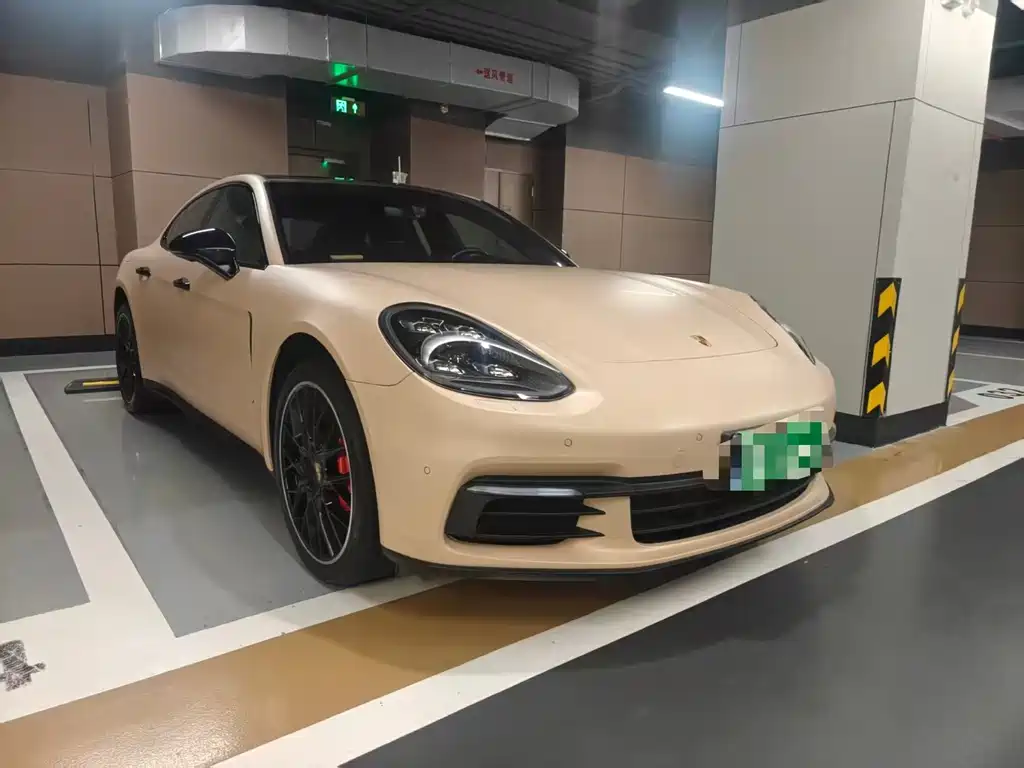 Porsche Panamera 2018 — фото 2