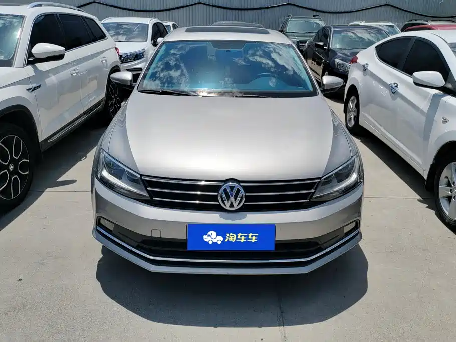 Volkswagen Sagitar 2017