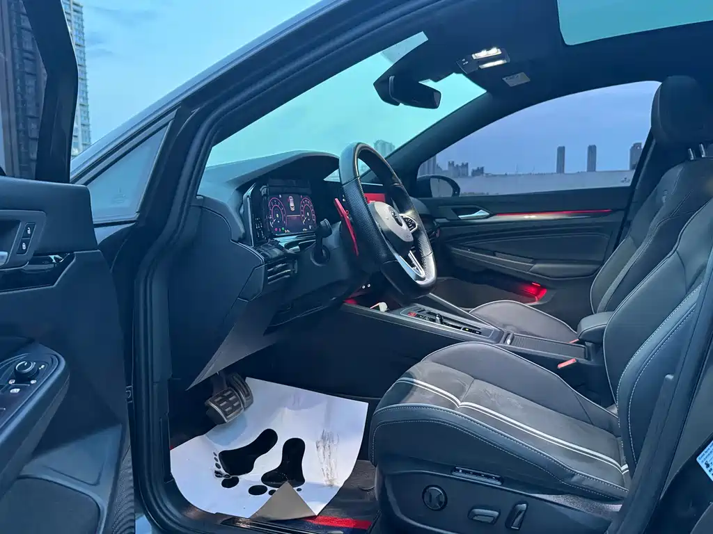 Volkswagen Golf 2022