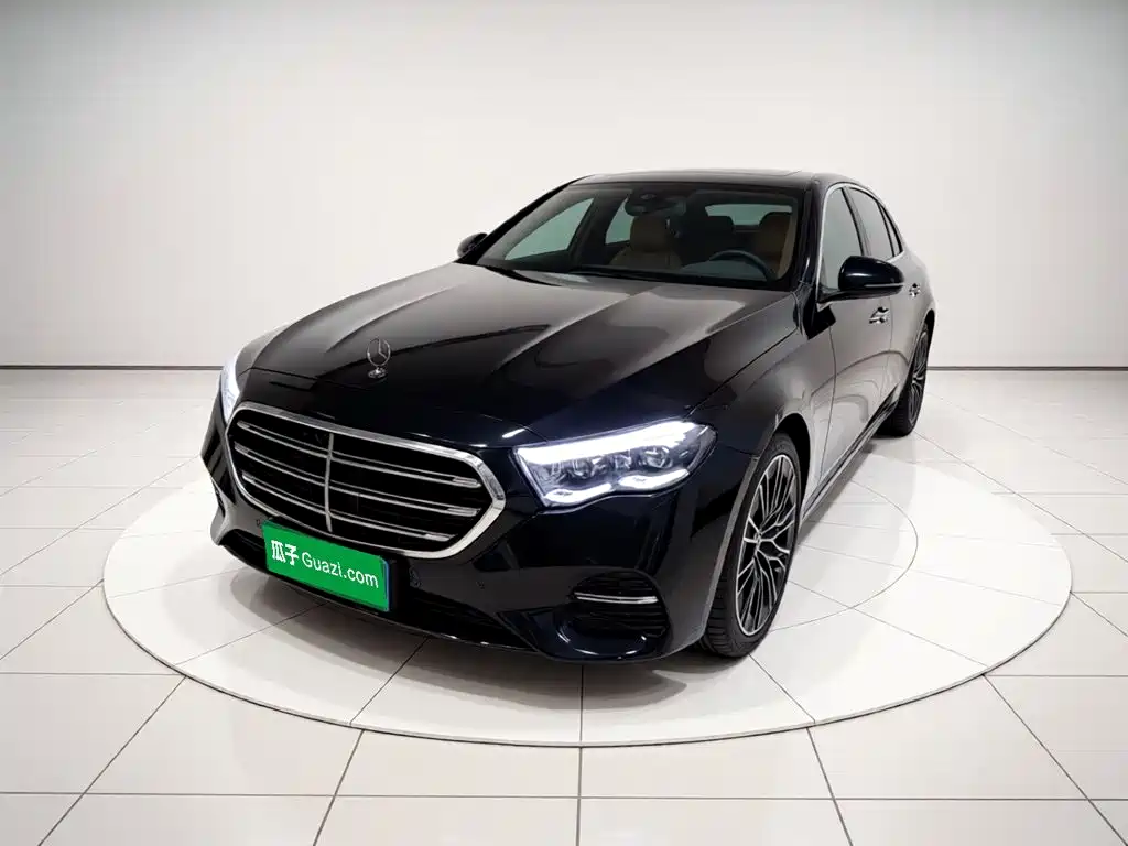 Mercedes-Benz E-Class 2024