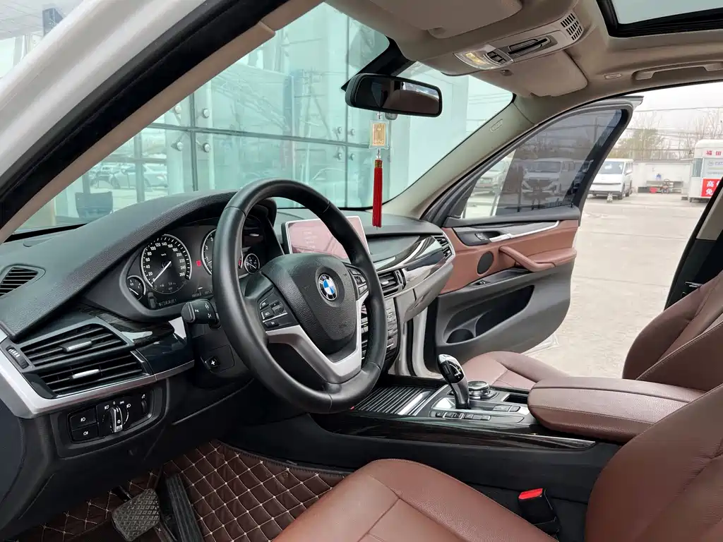 BMW X5 2015 — фото 10