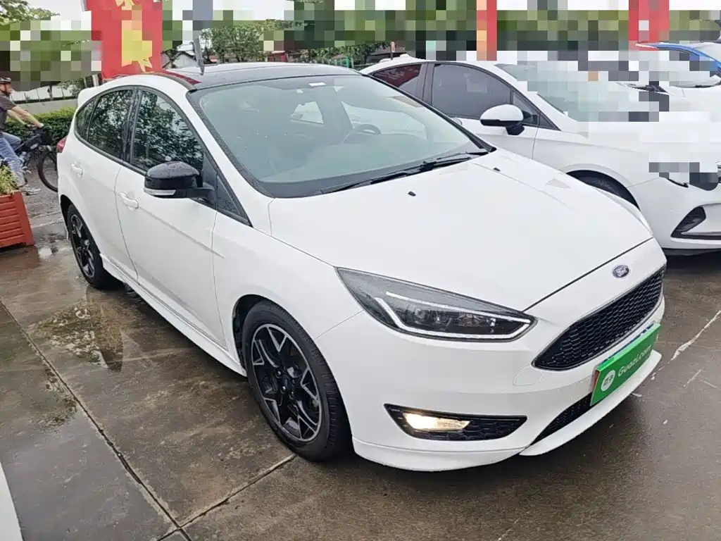 Ford Focus 2017 — фото 4