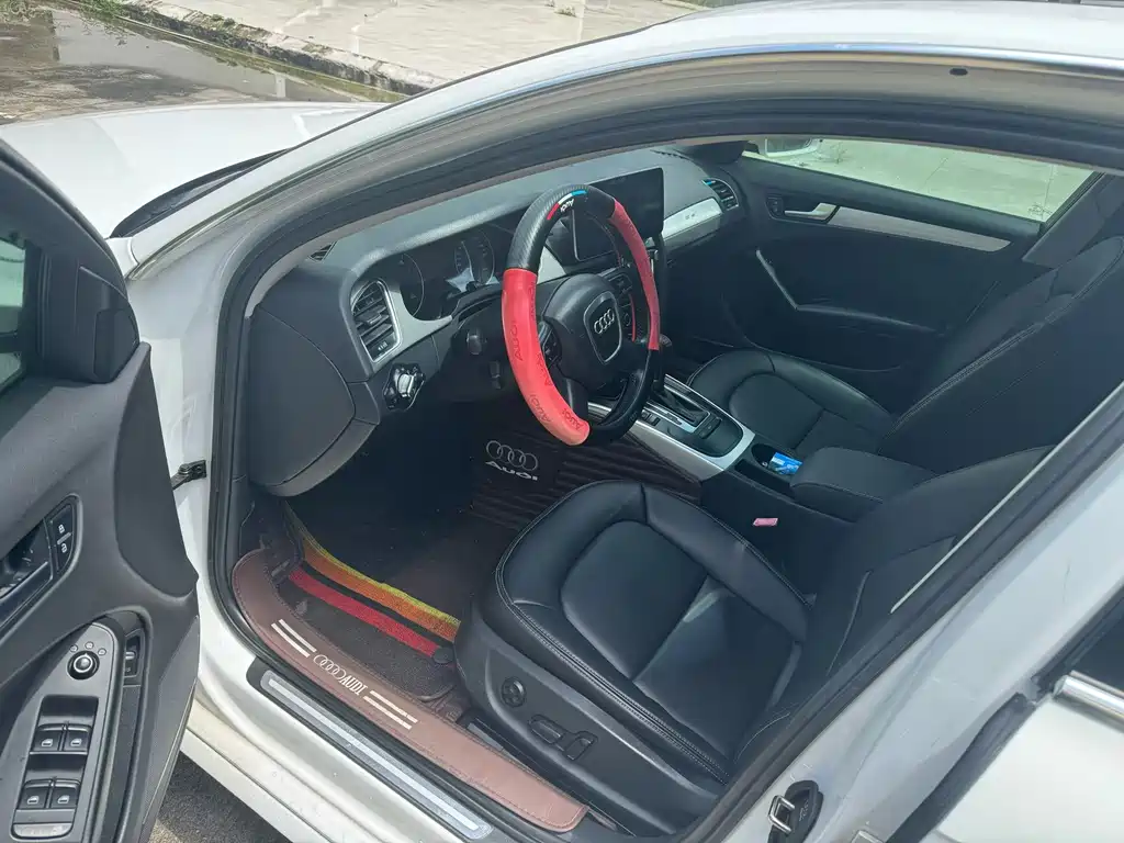 Audi A4L 2015