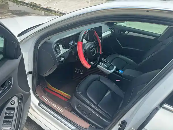 Audi A4L 2015
