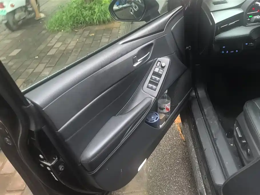 Toyota Avalon 2024