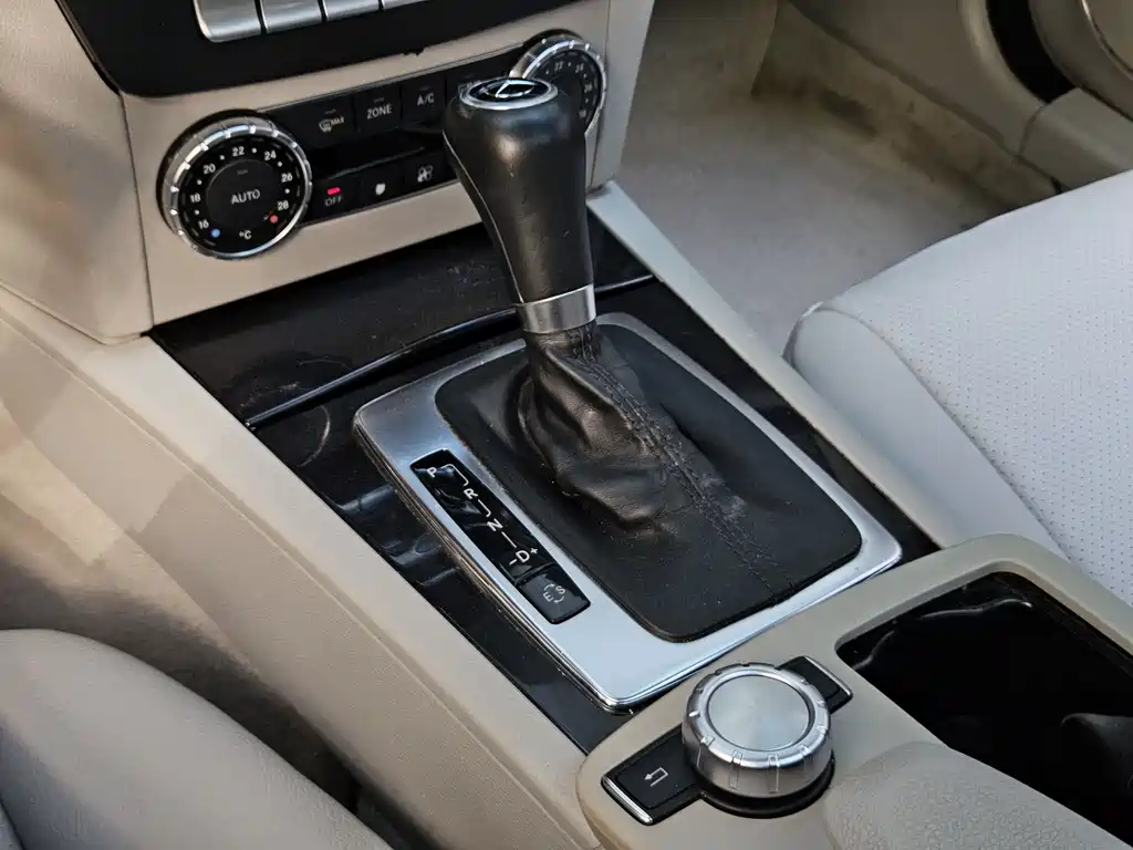 Mercedes-Benz C-Class 2013 — фото 17