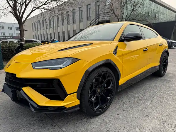 Lamborghini Urus 2022
