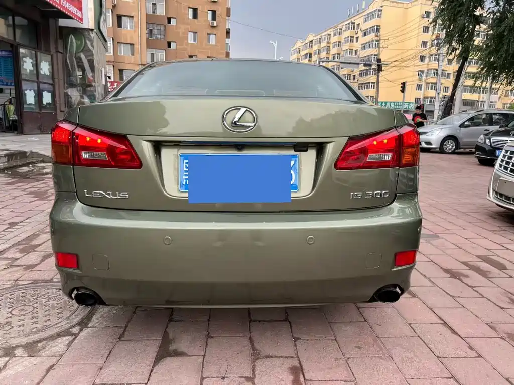 Lexus IS 2008