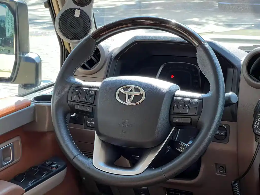 Toyota Land Cruiser 2025 — фото 17