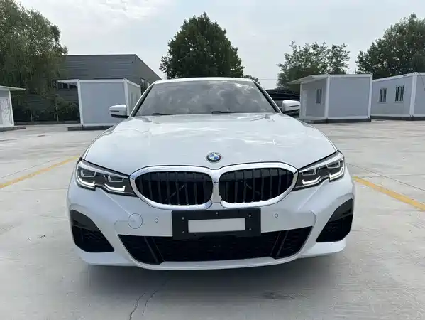 BMW 3 Series 2022