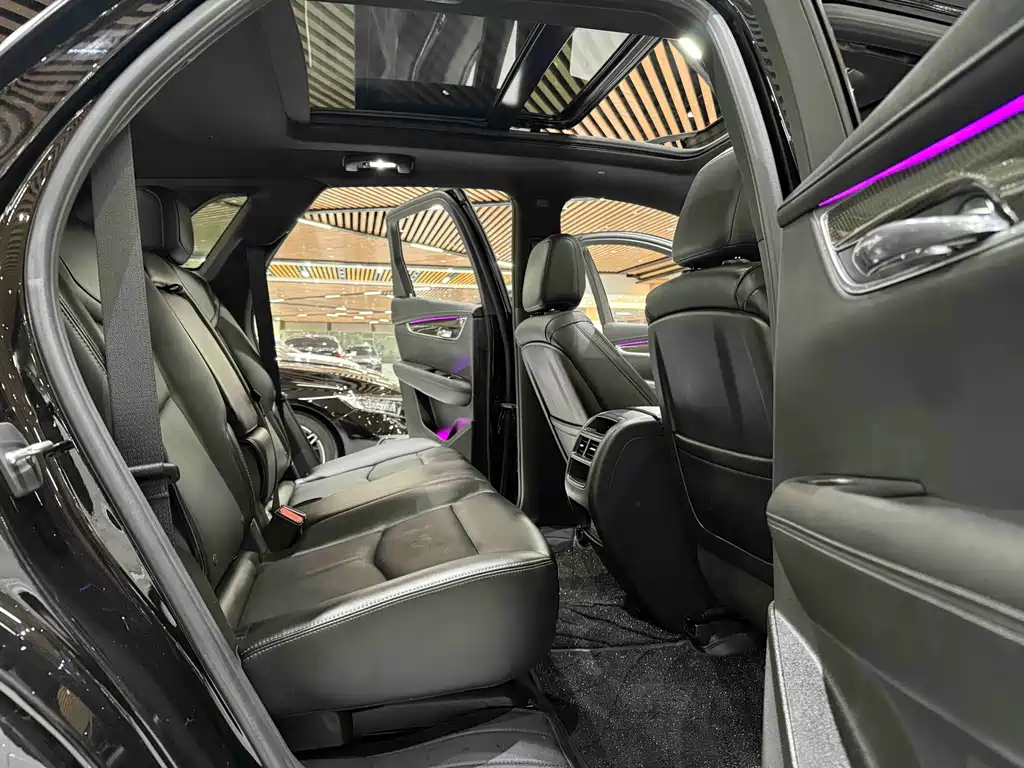 Cadillac XT5 2022 — фото 16